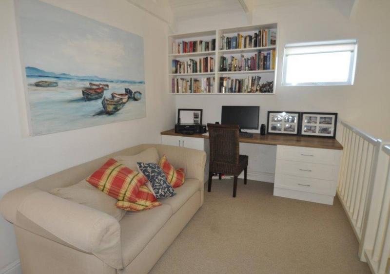 To Let 4 Bedroom Property for Rent in Keurbooms River Western Cape